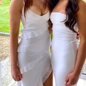 Abercrombie & Fitch White Asymmetrical
Ruffled Mini Dress
